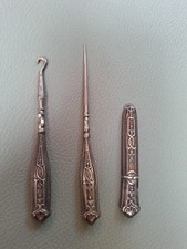 Nécessaire couture ancien d'occasion  Croix