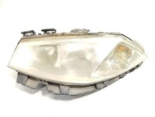 260604235r left headlight d'occasion  Expédié en Belgium