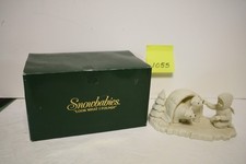 Bebês de neve Dept 56 "Look What I Found" #6833-0 filhotes de urso polar iglu na caixa comprar usado Bebês de neve Dept 56 "Look What I Found" #6833-0 filhotes de urso polar iglu na caixa comprar usado  Enviando para Brazil