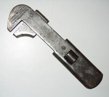 Ancienne cle molette d'occasion  Senozan