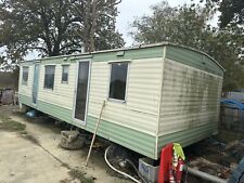 Caravan site accomodation for sale  LINGFIELD