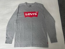Tshirt shirt levis d'occasion Tshirt shirt levis d'occasion  Sciez