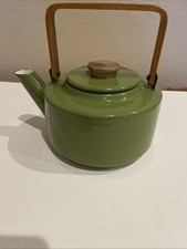 Usado, Chaleira de chá vintage MCM pequena de esmalte resistente com cabo e botão de madeira comprar usado  Enviando para Brazil