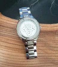 Montre femme guess d'occasion  Solliès-Pont