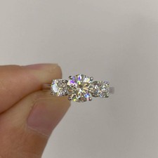 3.00 round cut for sale  UXBRIDGE