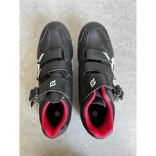 Sapatos de ciclismo Peloton exercício interno bicicleta clipe preto vermelho tamanho EU40 EUA M 7 W 9 comprar usado  Enviando para Brazil
