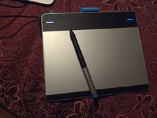Tableta gráfica táctil Wacom Intuos CTH-480 con lápiz creativo y cable USB segunda mano  Embacar hacia Mexico