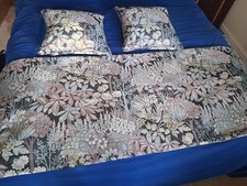 2 x cushions bed runner for sale 2 x cushions bed runner for sale HOVE