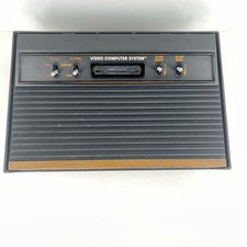 Console sistema de computador de vídeo Atari 2600 madeira limpa testado necessidades de trabalho cabos comprar usado  Enviando para Brazil