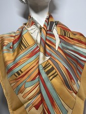 Hermes scarf cuirs d'occasion  Expédié en Belgium