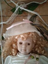 Poupee balancoire d'occasion  Saint-Julien-l'Ars