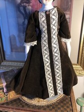 Boneca feminina estilo antigo vintage marrom veludo e acabamento de renda moda, usado comprar usado  Enviando para Brazil