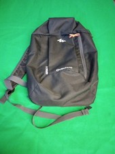 Mochila Quechua Arpenaz 10 cinza preta acampamento caminhada leve  comprar usado  Enviando para Brazil