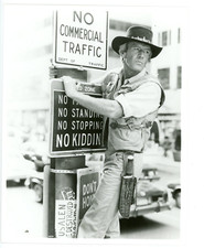 Foto vintage 8x10 crocodilo Dundee 1986 filme Paul Hogan Linda Kozlowski comprar usado  Enviando para Brazil