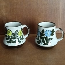 Paire mugs grès d'occasion Paire mugs grès d'occasion  Aubin