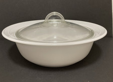 Tigela de servir Corning branca casual elegância L-22-18 coberta 11,75" com tampa de vidro comprar usado  Enviando para Brazil