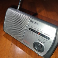 Sony icf 303 usato  Italia