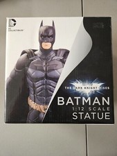 Estátua do Batman Dark Knight Rises 1:12 ABERTA/EXIBIDA comprar usado  Enviando para Brazil