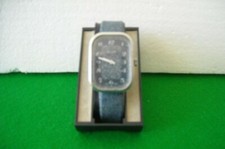 Orologio analogico fantasia usato  Italia
