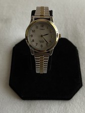 Timex Indiglo relógio de quartzo feminino prata/ouro tom nova bateria #18 comprar usado  Enviando para Brazil