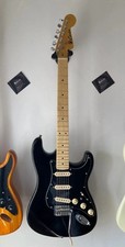Chitarra elettrica carlo usato  Viterbo