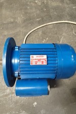 Motore elettrico 220v usato  Revello