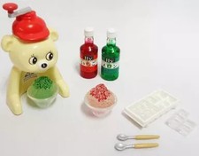 Conjunto de bonecos de cozinha brinquedo doce com barbear no gelo e fazer doces, usados comprar usado  Enviando para Brazil
