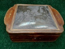 Caixa de joias francesa antiga alívio DAS MUSEE DU LOVRE tampo de metal gravado LANCRET comprar usado  Enviando para Brazil