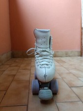 Scarpe pattini rotelle usato  Roma