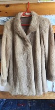 Manteau fourrure ragondin d'occasion  Nîmes