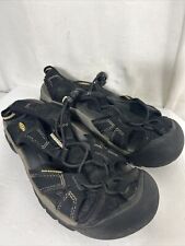 Keen women 6.5 for sale  Sacramento