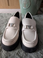Guess loafers cream for sale  LIPHOOK
