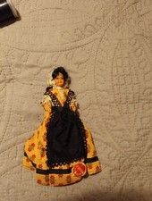 Poupée collection costume d'occasion  Toulon-
