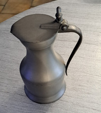 Joli pichet couvercle d'occasion Joli pichet couvercle d'occasion  Vire