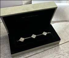 Van cleef arpels for sale  Bedford