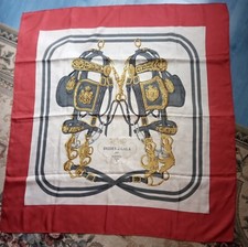 Authentique foulard carré d'occasion  Fresnay-sur-Sarthe