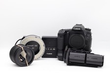 Corpo da câmera Canon EOS 70D 20.2MP DSLR com punho de bateria Canon BG-E14 comprar usado  Enviando para Brazil