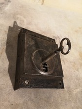 Ancienne grosse serrure d'occasion  Estissac