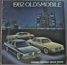 1982 oldsmobile brochure for sale  Olympia