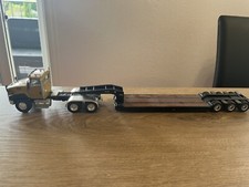 Camion caterpillar 6x4 d'occasion  Sainte-Cécile-les-Vignes