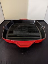 FRIGIDEIRA QUADRADA DE FERRO FUNDIDO ESMALTADO VERMELHO COM 2 BICOS FEITA NA FRANÇA Usado comprar usado  Enviando para Brazil