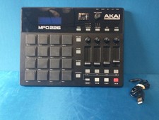 AKAI PROFESSIONAL MPD226 CONTROLADOR MIDI PAD COM CABO USB (AP1143601) comprar usado AKAI PROFESSIONAL MPD226 CONTROLADOR MIDI PAD COM CABO USB (AP1143601) comprar usado  Enviando para Brazil