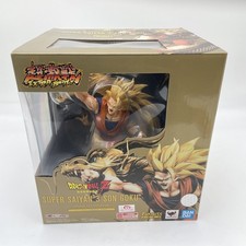 Goku figure super d'occasion  Expédié en Belgium