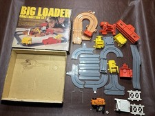 tomy construction set big loader chassis 1977 for sale tomy construction set big loader chassis 1977 for sale  Flat Rock