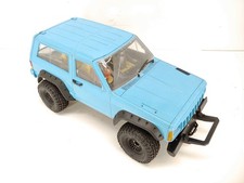 Custom axial based d'occasion  Expédié en Belgium