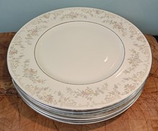Dinner plates. royal for sale  IPSWICH