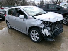 2011 versa 8 nissan 1 s for sale  Lansing