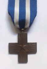 Usado, Medaglia Croce al Merito di Guerra 1ww 2ww originale con nastro.  Regio Esercito comprar usado  Enviando para Brazil