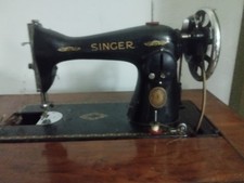 Singer antica macchina usato  Piacenza