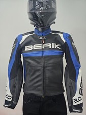 Usado, Jaqueta de motocicleta Berik Jerez couro perfurado azul folga 50% de desconto tamanho 48 comprar usado Usado, Jaqueta de motocicleta Berik Jerez couro perfurado azul folga 50% de desconto tamanho 48 comprar usado  Enviando para Brazil